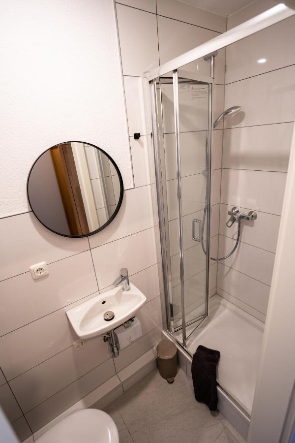 Hotel Garni Moers Extérieur photo